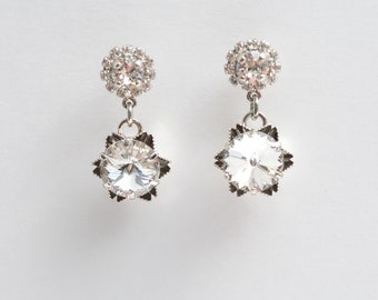 Dana crystal drops earrings, swarovski crystal jewelry, clear crystal earrings, bridal earrings