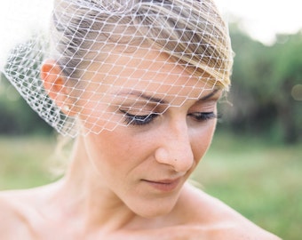 Bridal Birdcage Veil | Ivory or White, Attached to Comb