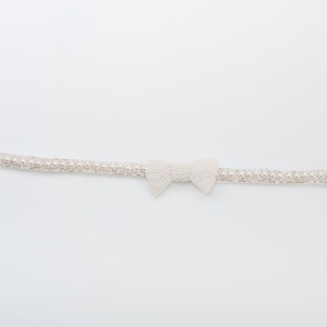 Evelyn bridal sash, Pearls wedding belt, Bridal sash, wedding dress sash, with a pearls bow image 3