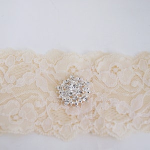 Bridal lace garter | Wedding lace garter with rhinestone | wedding garter | single garter | crystal garter | bridal lingerie | ivory garter