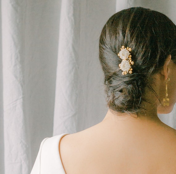 Floral Wedding Hair Pins, Pearl Clay Flowers, Gold Tone (set  display picture 1