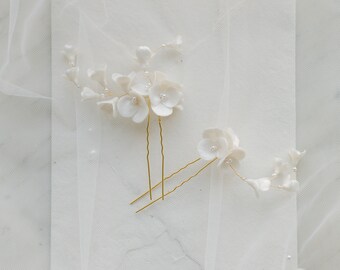 Bridal hair pins,  floral pins, wedding hair pins,  blossoms hair pins with clay flowers, bridal hair piece CÂLIN style 21005