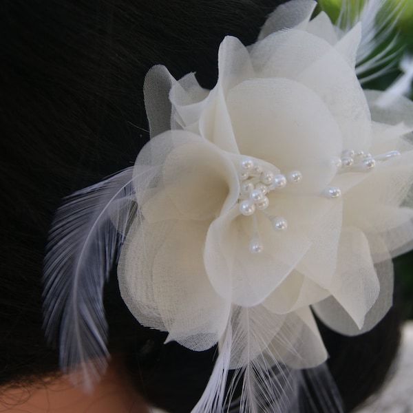 small ivory bridal hair flower with floral stamens and feathers - NOAH