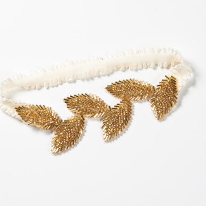 gold wedding garter, bridal garter, prom garter, garter for wedding, gold garter, plus size garter, bridal shower gift, garter with leaves