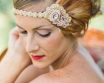 Bandeau à clapet des années 1920, casque Gatsby en plumes d'or, fascinateur de mariage en strass