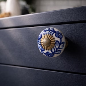 Blue White Floral Round Knob Door Drawer Pull Kitchen Cabinet Dresser Handle