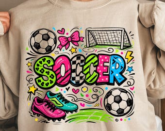 Imágenes PNG de fútbol estilo preppy coloridas, imágenes PNG de día de partido, diseño de camiseta PNG de fútbol retro coqueta, imágenes PNG de mamá futbolista (descarga digital)