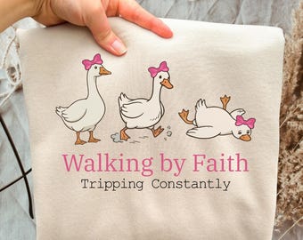 Ganso cristiano divertido PNG, diseño de sublimación "Caminando por la fe" (descarga digital)