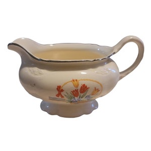 Homer Laughlin 1946 Virginia Rose Gravy Boat Gold Trim
