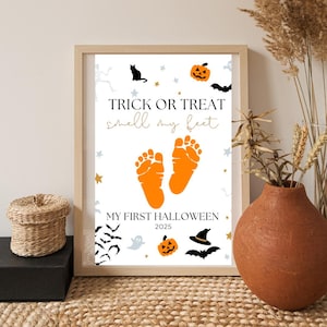 Baby&#39;s First Halloween Footprint Art: Keepsake Craft Printable (Digital Download)