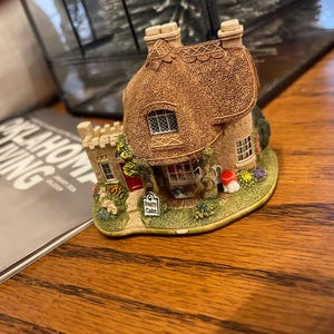Lilliput Lane Tea Room - Etsy