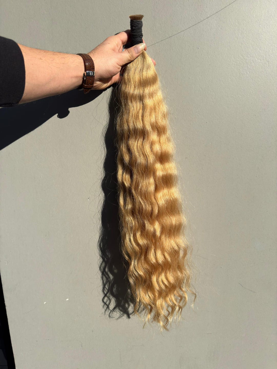 Ice Platinum Ombre Silky Wavy Hair Extensions 28