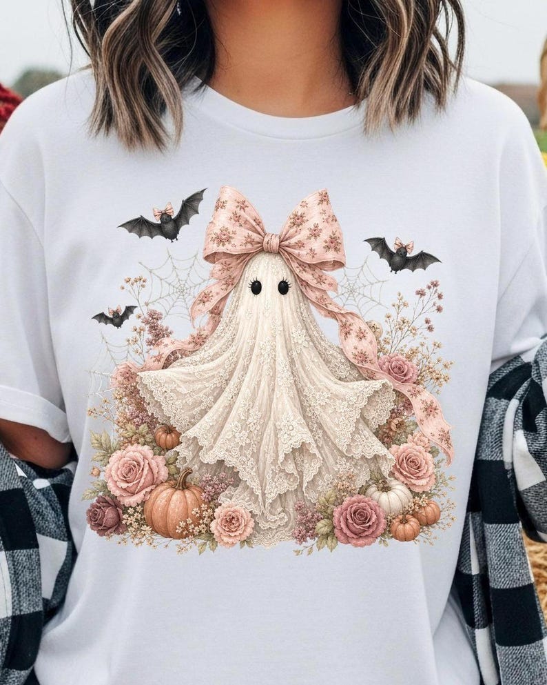 Fantasma Coquette PNG, Fantasma com Laço Rosa PNG, Fantasma Fofo de Halloween PNG, Fantasma Floral para Sublimação, PNG Feminino de Halloween, Coquette Assustadora imagem 1