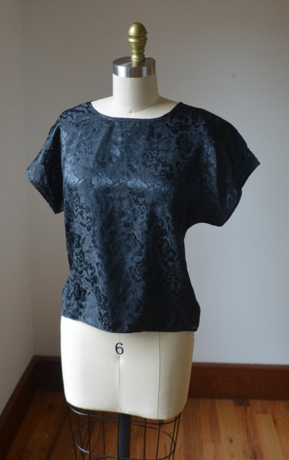 Vintage Black Floral Shell Top Blouse By Habits S… - image 4