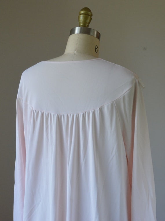 Vintage Long Sleeve Long Nightgown Size Medium, V… - image 6