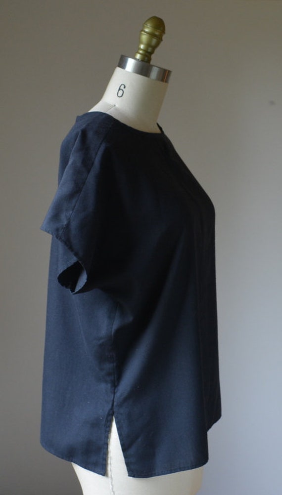 1960's Black Shell Top Blouse By Nouveau Size Med… - image 4