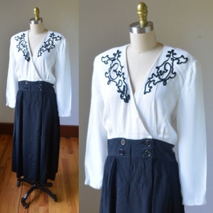 Vestido de manga larga de los 90 blanco y negro con cintura ajustada por Joan Martin talla mediana 8/10, vintage noventa negro y blanco vestido talla mediana
