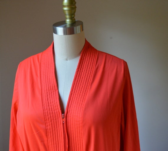 1980's Vintage Red Long Sleeve Full Zip Robe Size… - image 4