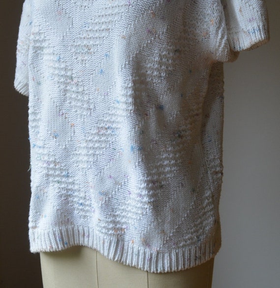 1980's White And Pastel Short Sleeve Sweater Wome… - image 4