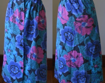 80's Vintage Floral Button Down Skirt Size 10/12 Women's Large, Vintage Floral Light Weight Floral Skirt Size Large With Big Black Buttons