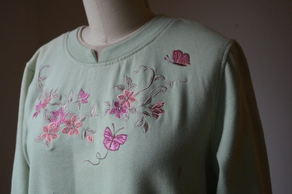 90's Vintage Lime Green Embroidered Sweatshirt Si… - image 4