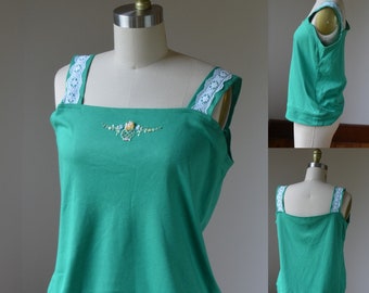 1980's Vintage Green Handmade Summer Top With Embroidered Trim Women's Size Medium, Vintage green Top With embroidered Trim Size Large