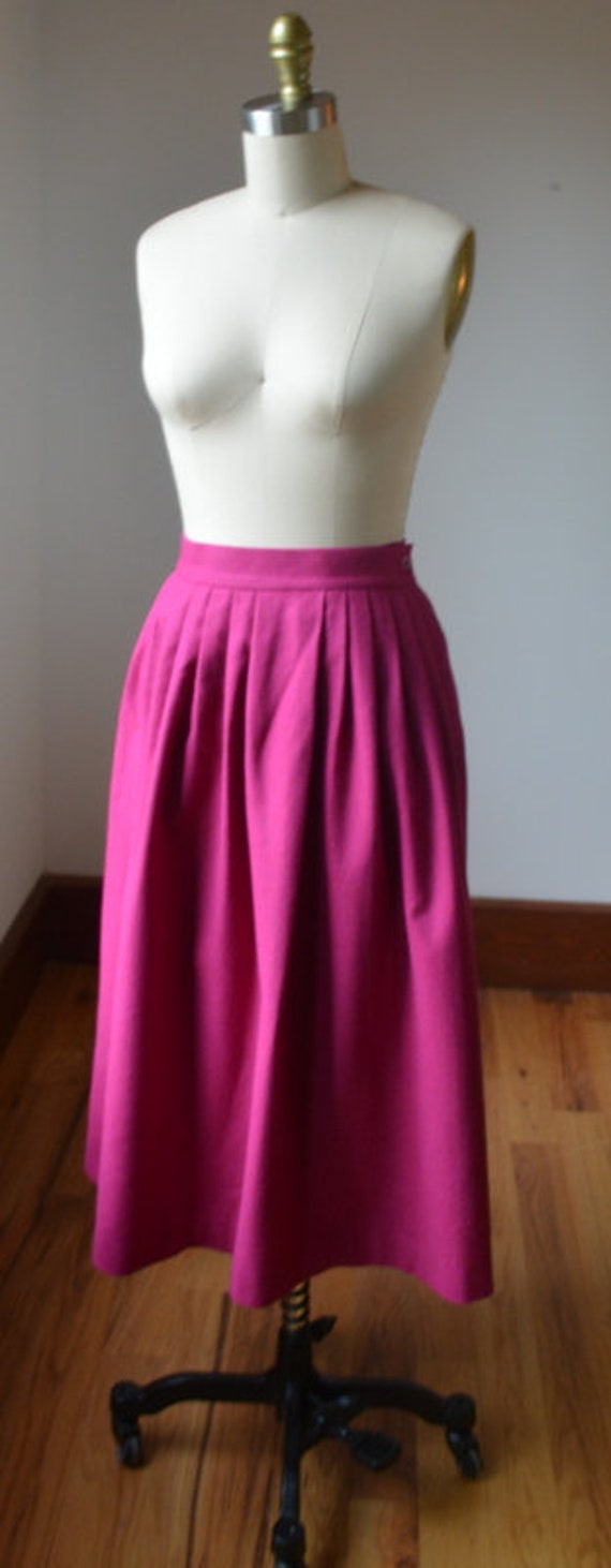 80’s Irish Made Bright Pink Pleated Skirt With Po… - image 3