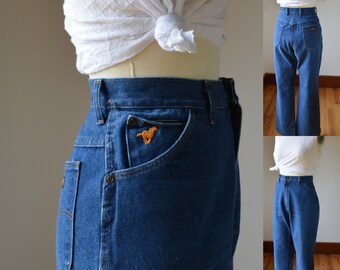 1980's Vintage Dark Wash Women's Wrangler Denim Jeans 30/32, Vintage Classic Dark Wash Women's Wranglers Waist Size 30 Measured