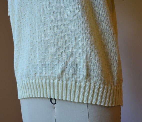 Vintage Pale Yellow Short Sleeve Knit Sweater Siz… - image 3