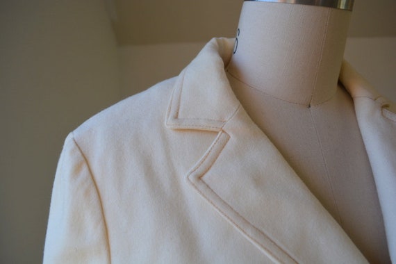 1980's Cropped Fitted Ivory/off white Basic Essen… - image 9