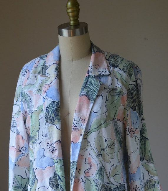 1980's Pastel Colored Floral Open Concept Blazer By C… Gem
