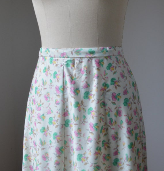 1980's Light Weight Handmade Floral SKirt women's… - image 4