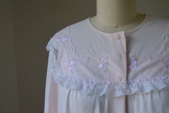 Vintage Long Sleeve Long Nightgown Size Medium, V… - image 3