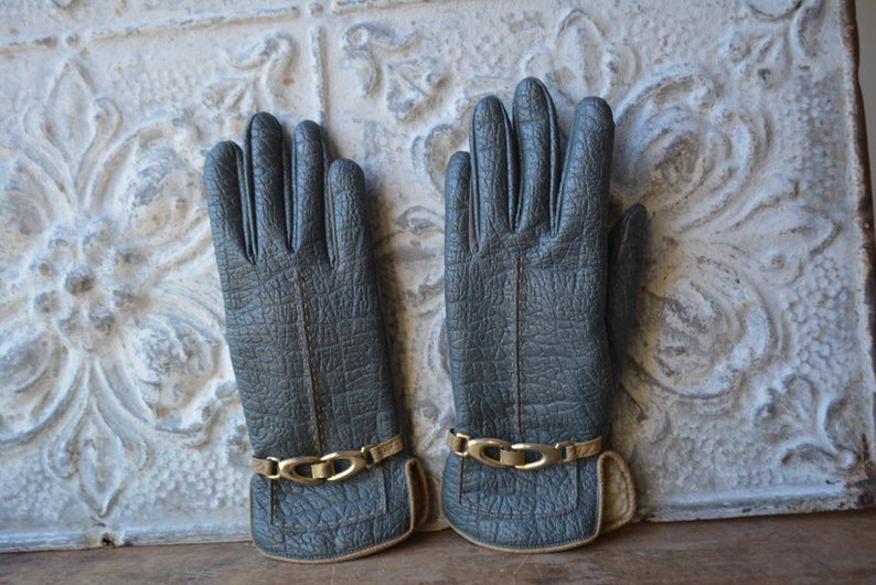 Vintage Sherpa Lined Gray Faux Fur Gloves Size Small image 7