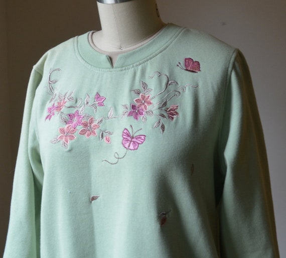 90's Vintage Lime Green Embroidered Sweatshirt Si… - image 3