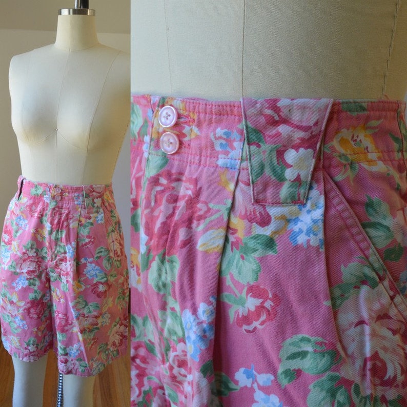 90/'s Ultra High Waisted Pink Floral Pleated Shorts By Liz Clairborne Size 8 Vintage Cotton Floral Pleated Shorts Waist Size 29 By Liz Wear