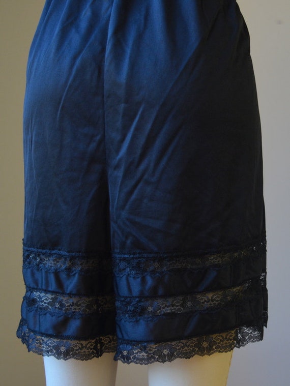 Vintage Black Lace Nylon Tap Panties Size XXL - image 8