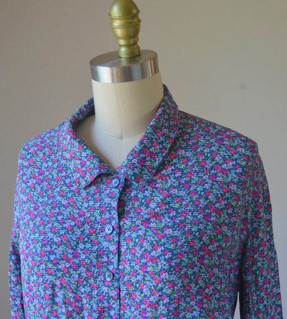 Vintage Bundle Of Three Button Down Dress Blouses… - image 3