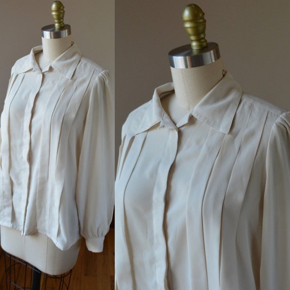 1990's Beautiful Cream/Taupe Ribbed Dress Blouse S