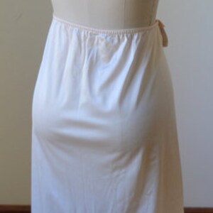 NWT Vintage Beige/Nude/PInk Nylon Skirt Slip Size XXL By Liza Lawrence, New Old Stock Vintage Lace Skirt Slip Size XXL image 4