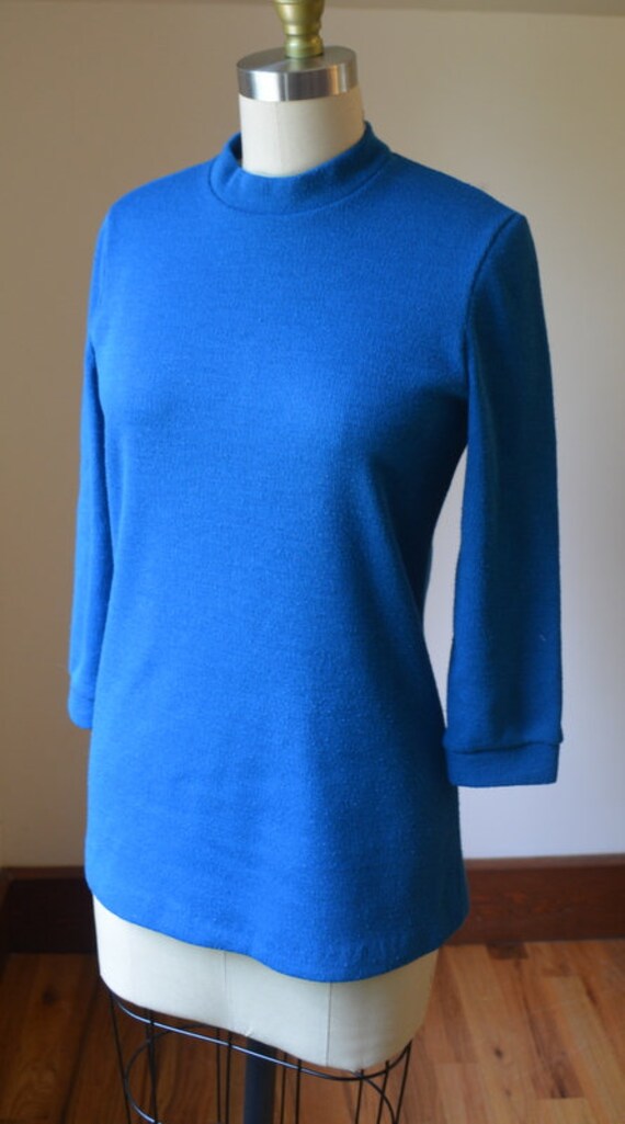 1960's Vintage Royal Blue Fitted Sweater Size Sma… - image 2