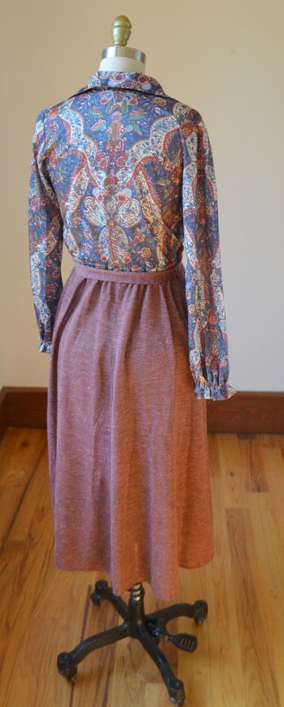 1980's Burgundy Paisley BoHo Blouson Dress With B… - image 9