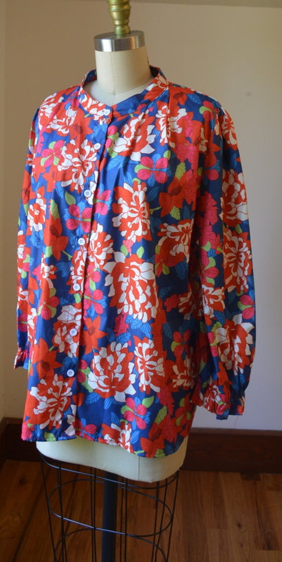 1970's Vintage Poly Floral Blouse With Ruffled Cu… - image 2
