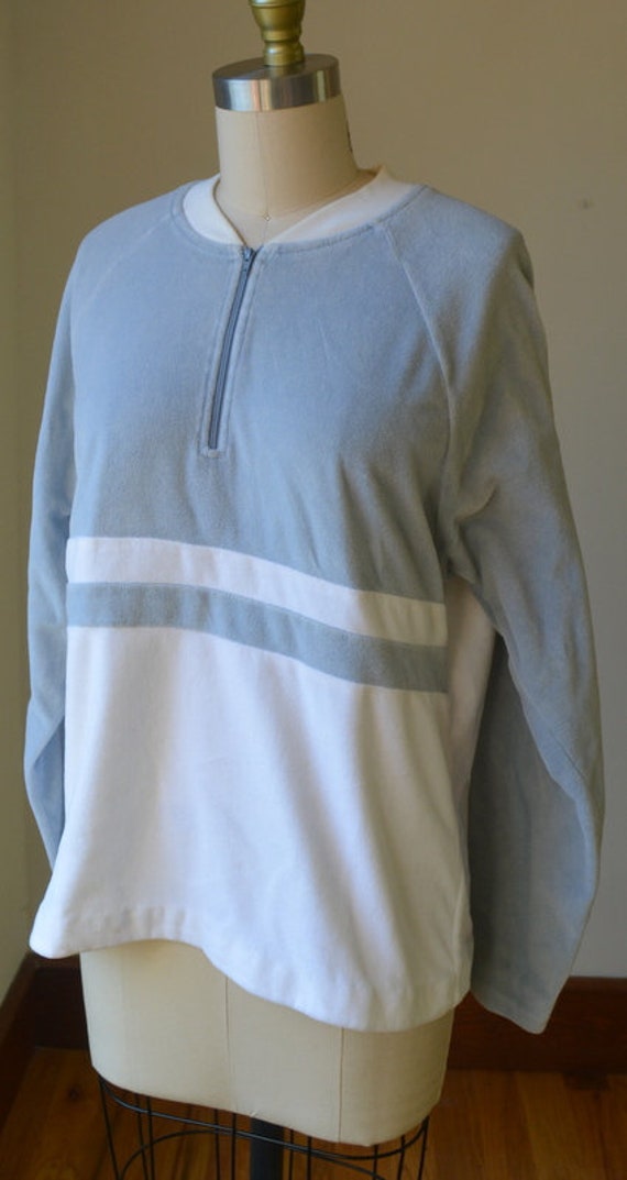 1980's Vintage White And Pale Blue Long Sleeve Ve… - image 2