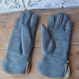 Vintage Sherpa Lined Gray Faux Fur Gloves Size Small image 4