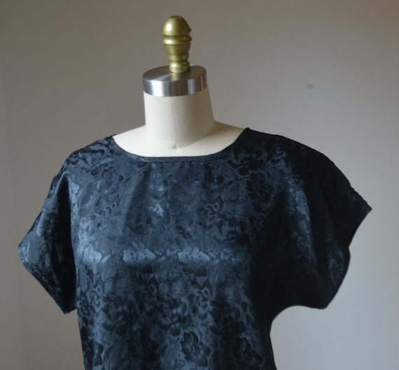 Vintage Black Floral Shell Top Blouse By Habits S… - image 3
