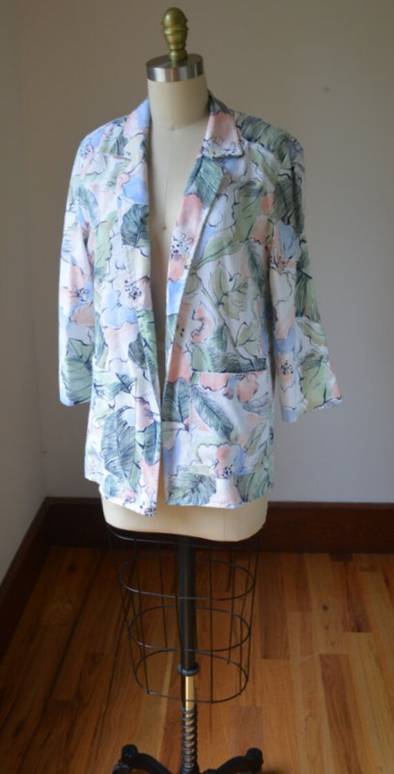 1980's Pastel Colored Floral Open Concept Blazer By C… Gem