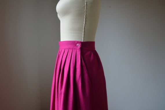 80’s Irish Made Bright Pink Pleated Skirt With Po… - image 4