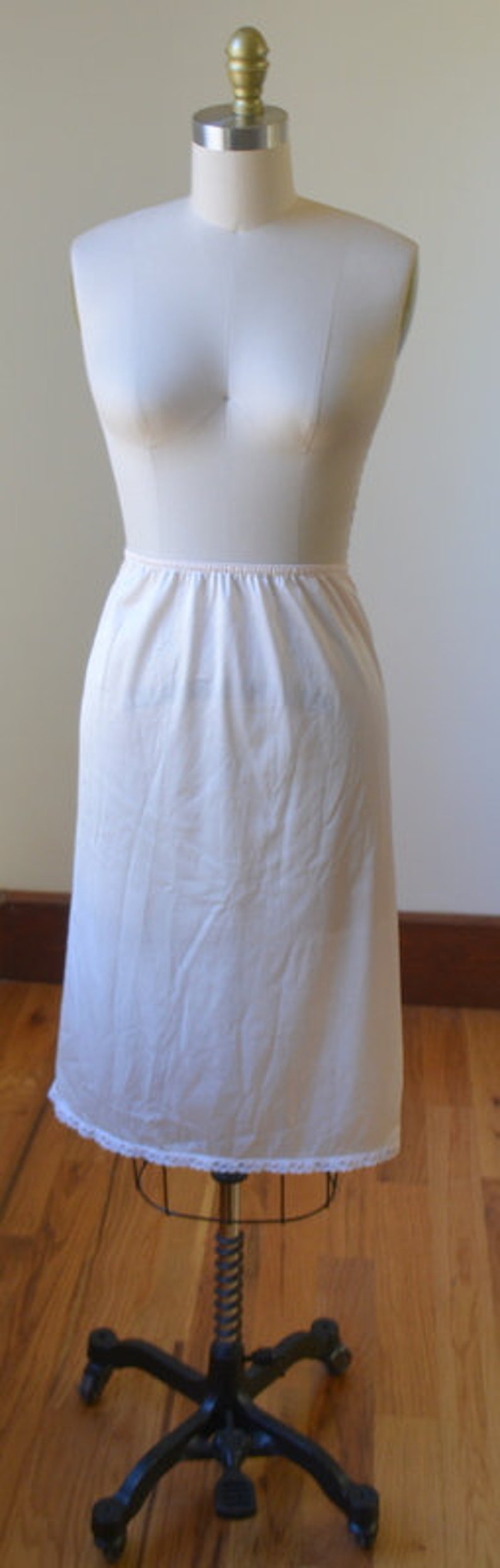 NWT Vintage Beige/Nude/PInk Nylon Skirt Slip Size XXL By Liza Lawrence, New Old Stock Vintage Lace Skirt Slip Size XXL image 2