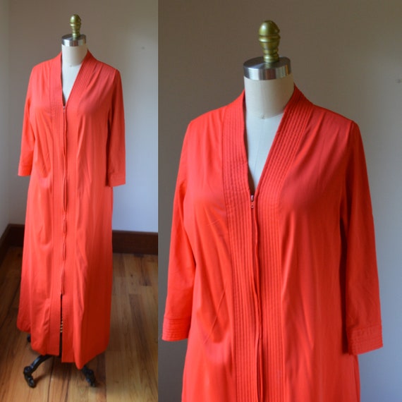 1980's Vintage Red Long Sleeve Full Zip Robe Size… - image 1